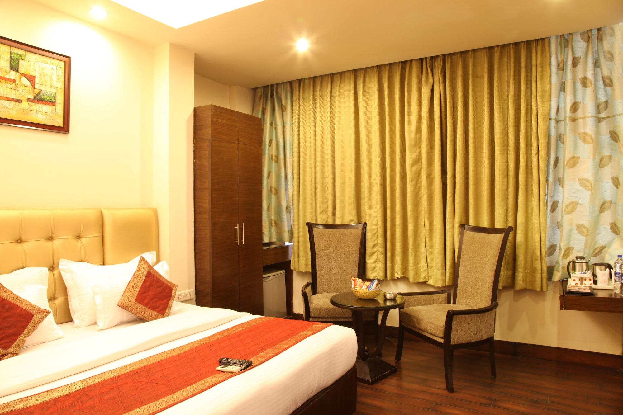 Rupam Hotel Дели Экстерьер фото